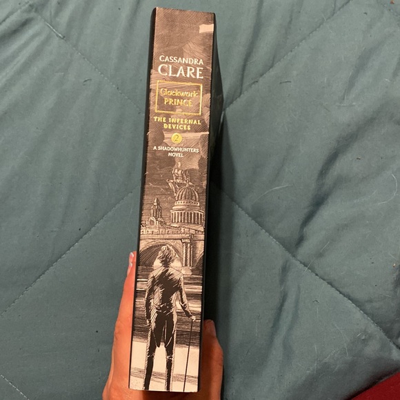 Clockwork Prince (Infernal Devices, The) By Cassandra Clare - Picture 2 of 5
